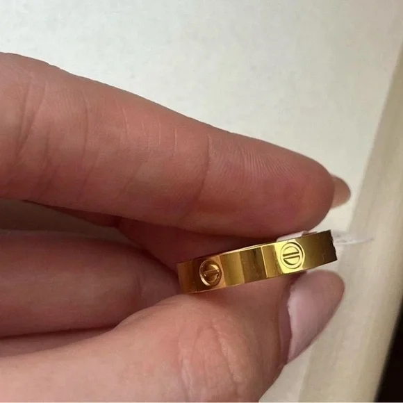 18K Gold Plated Gold Love Screw Ring Size 9 - Picture 4 of 5